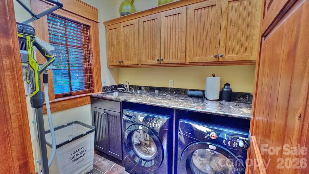 538 Chestertown Drive Mill Spring, NC 28756