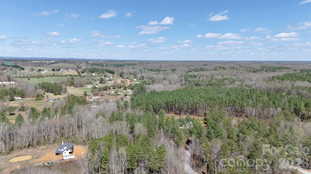 000 Suzanne Lane Statesville, NC 28677