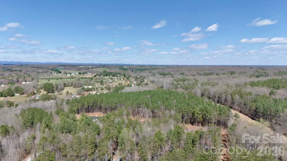 000 Suzanne Lane Statesville, NC 28677