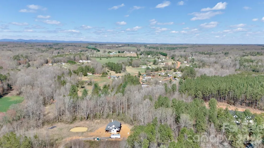 000 Suzanne Lane Statesville, NC 28677
