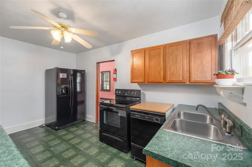 589 Pisgah Drive Canton, NC 28716
