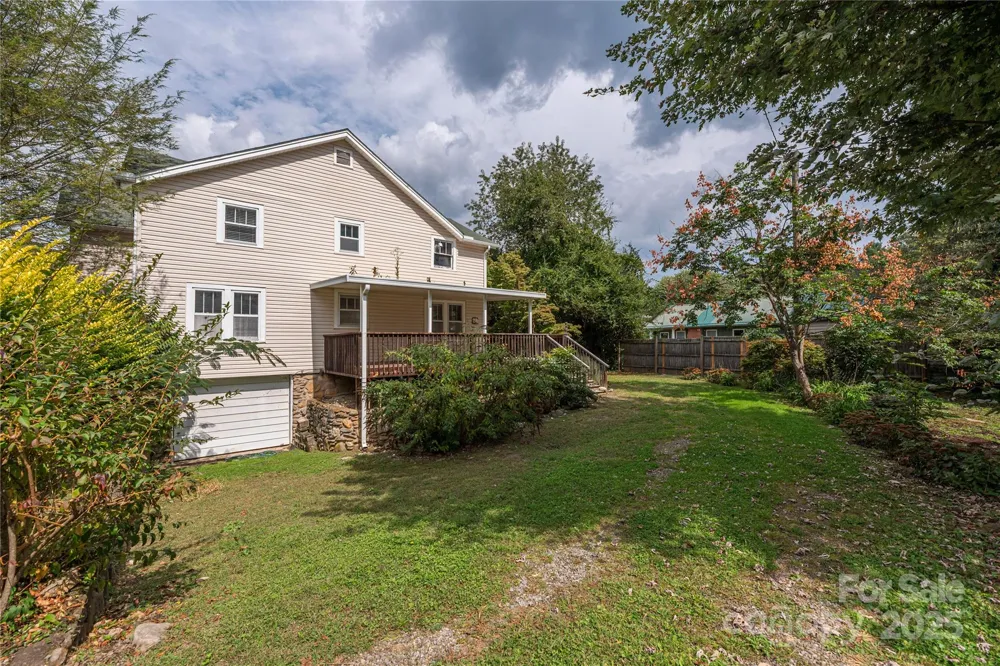 589 Pisgah Drive Canton, NC 28716
