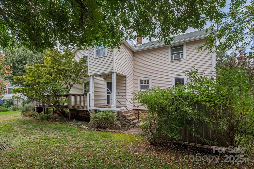 589 Pisgah Drive Canton, NC 28716