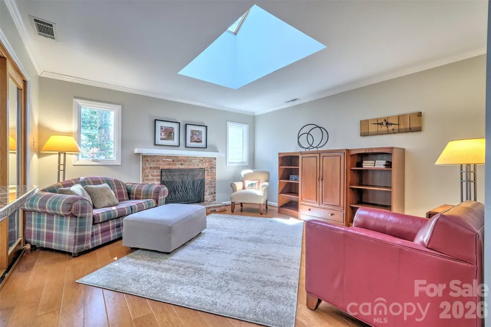 31 Fairway Ridge Lake Wylie, SC 29710