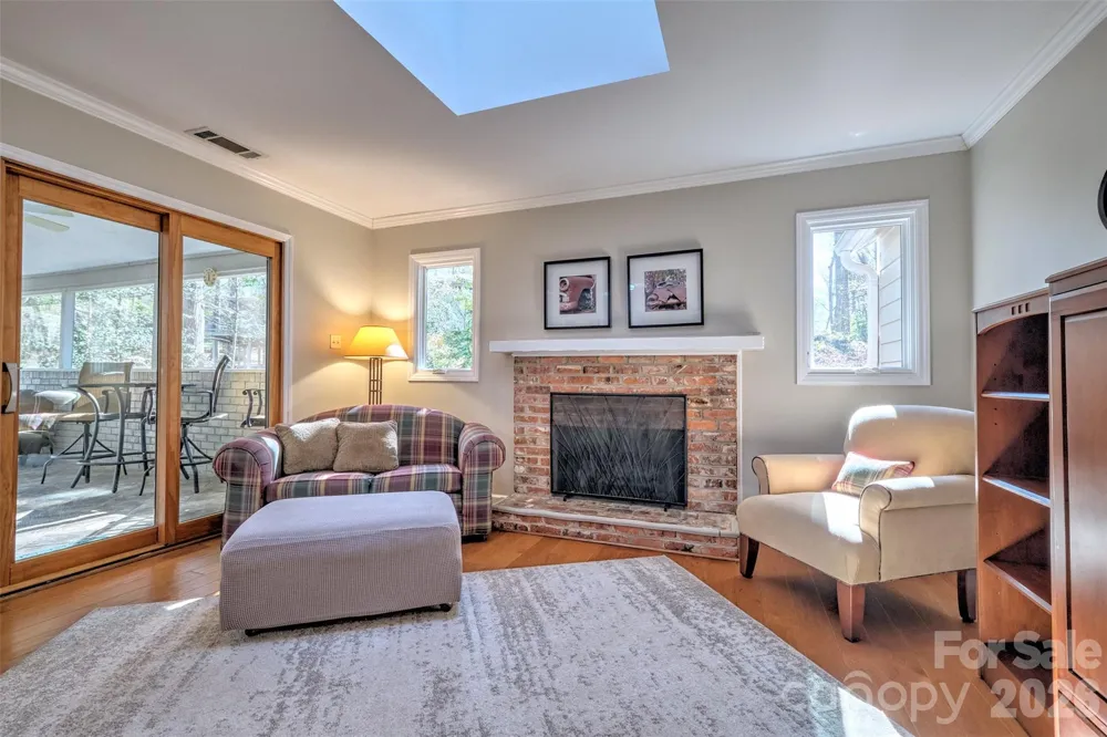 31 Fairway Ridge Lake Wylie, SC 29710