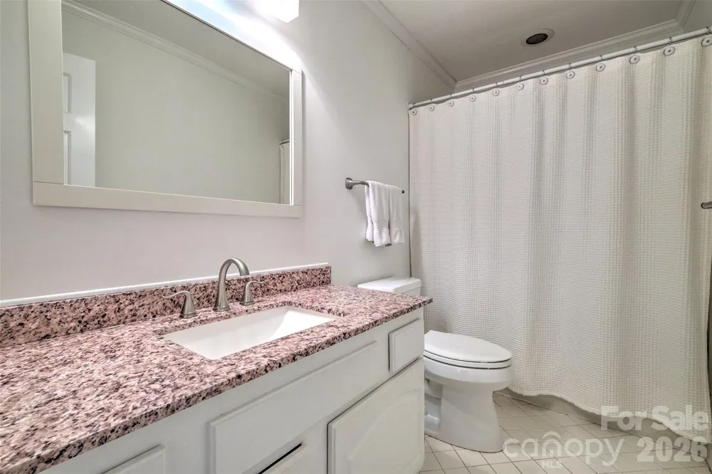 31 Fairway Ridge Lake Wylie, SC 29710