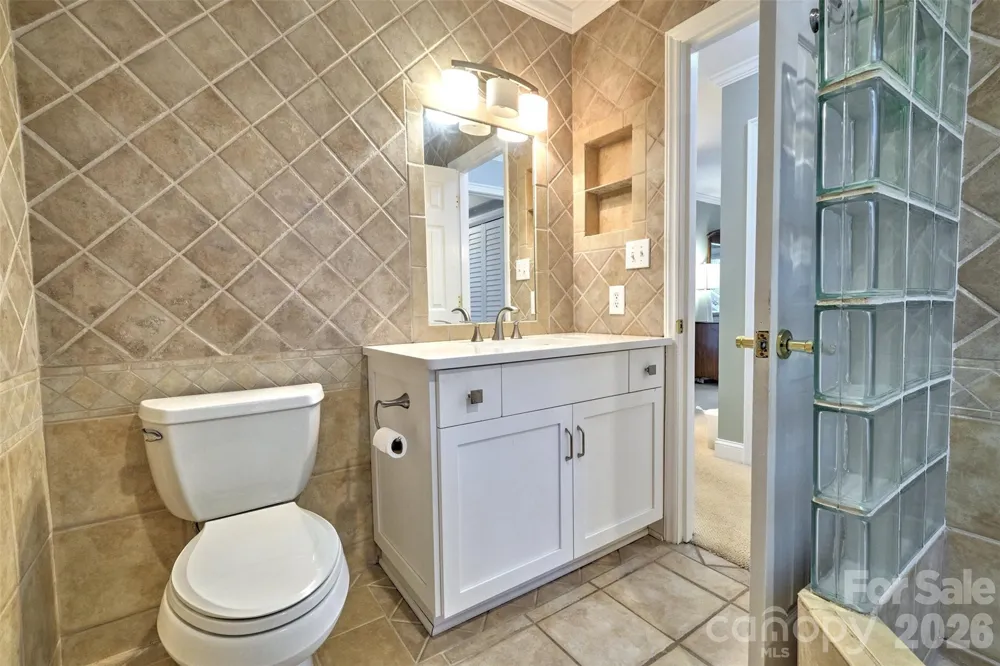 31 Fairway Ridge Lake Wylie, SC 29710