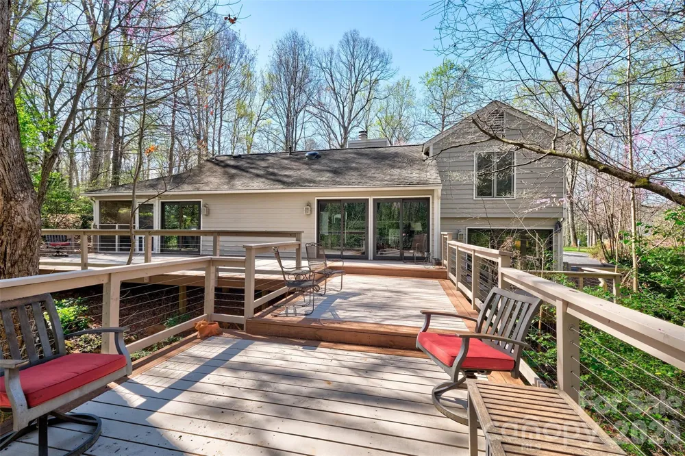 31 Fairway Ridge Lake Wylie, SC 29710