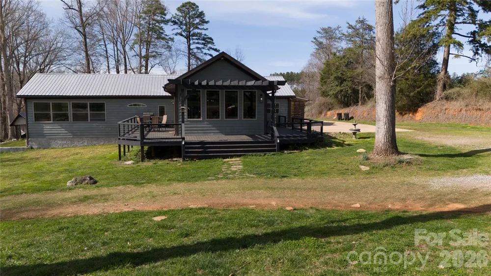 4107 Sandy Plains Road Tryon, NC 28782
