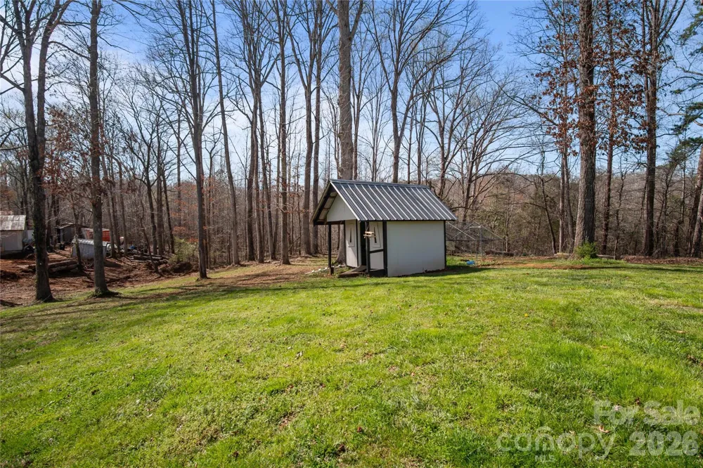 4107 Sandy Plains Road Tryon, NC 28782