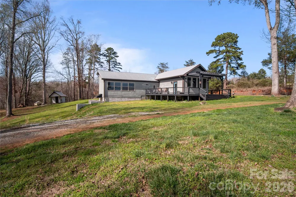 4107 Sandy Plains Road Tryon, NC 28782