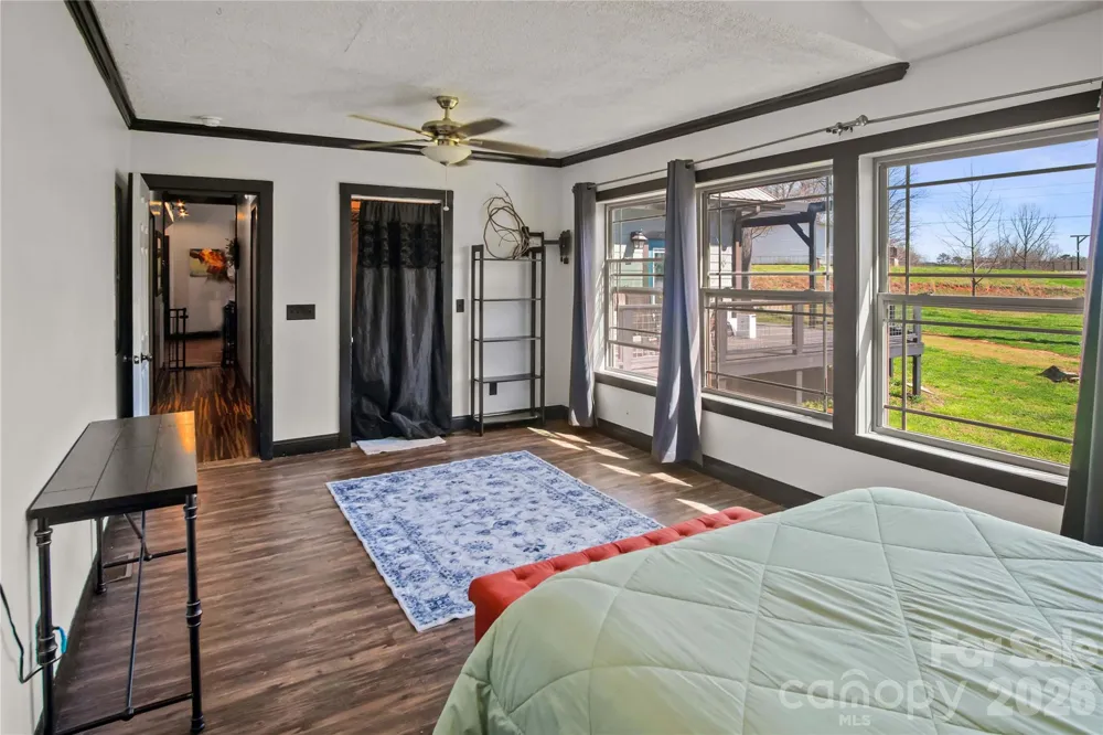 4107 Sandy Plains Road Tryon, NC 28782