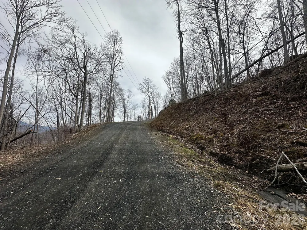 00 Bear Ridge Road Bakersville, NC 28705