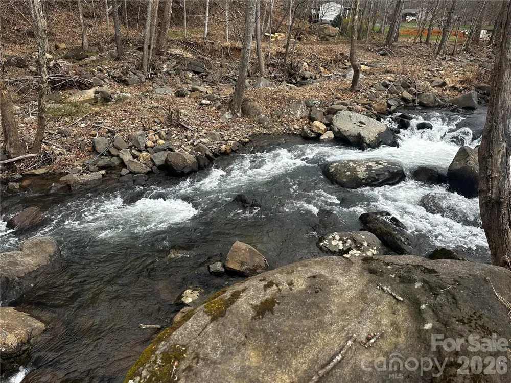 00 Bear Ridge Road Bakersville, NC 28705