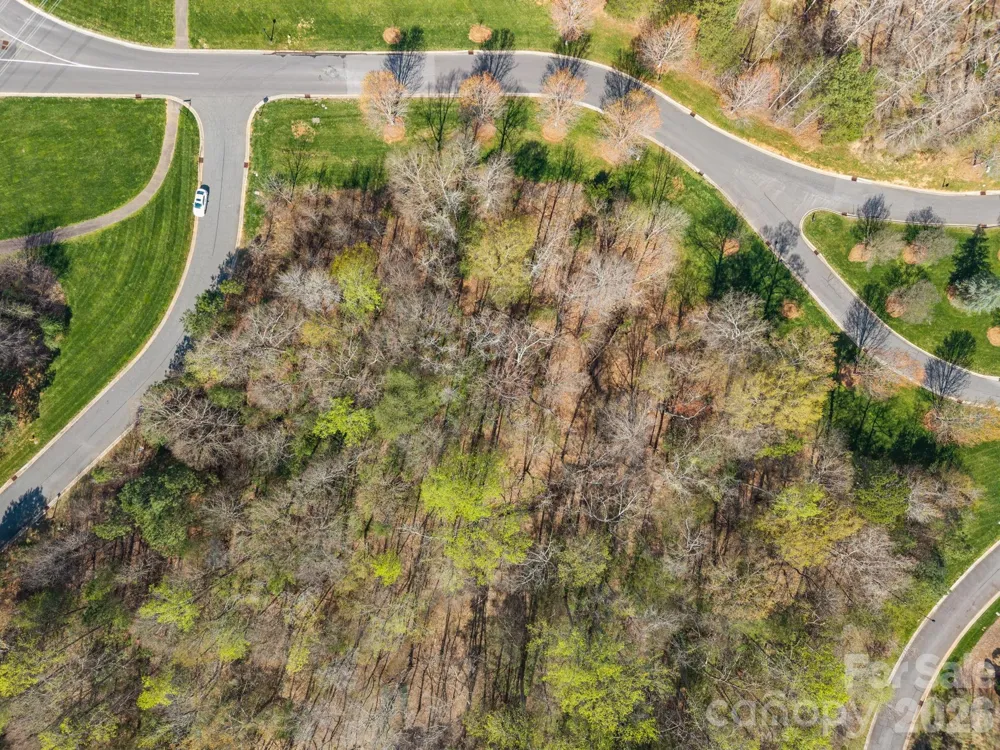 2001 Beauhaven Lane Belmont, NC 28012