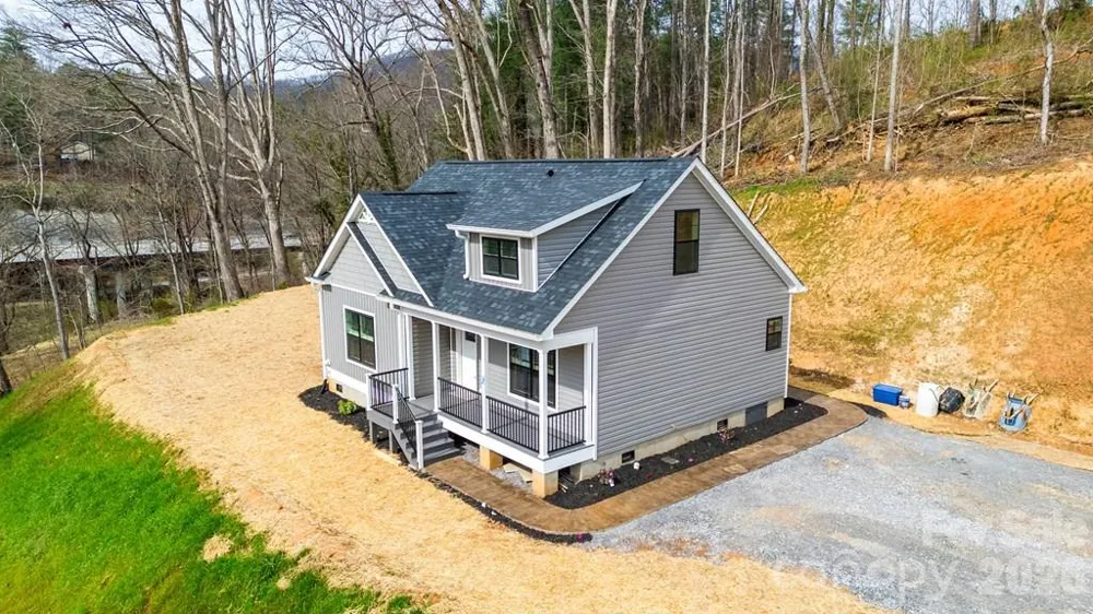 67 Patterson Drive Dillsboro, NC 28725