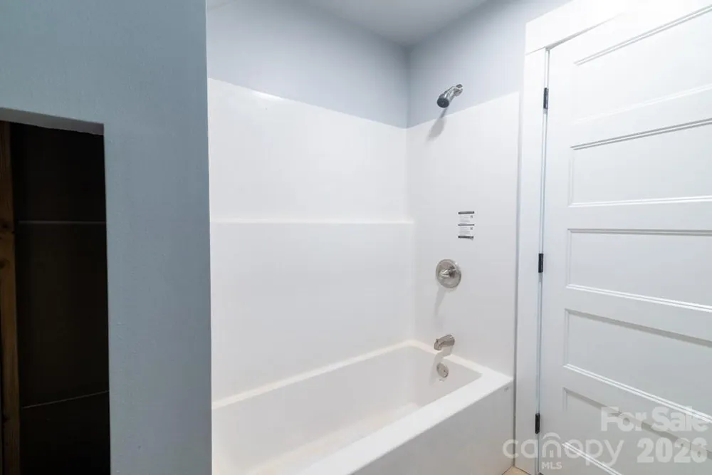 67 Patterson Drive Dillsboro, NC 28725