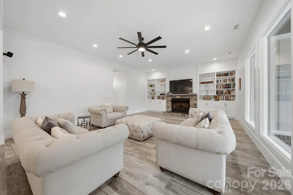 762 River Bend Drive Granite Falls, NC 28630