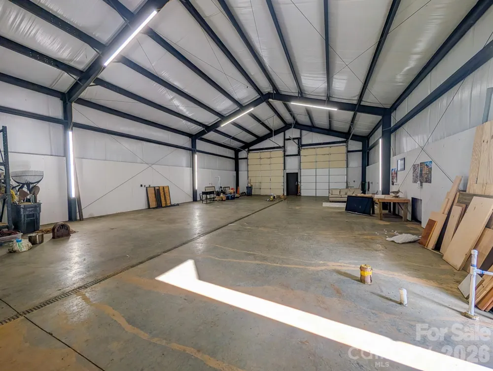 124 Shootout Lane Burnsville, NC 28714