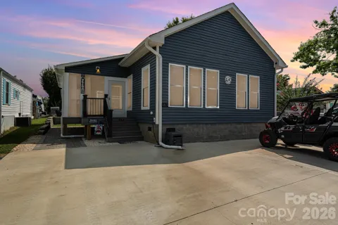 163 Cardinal Drive