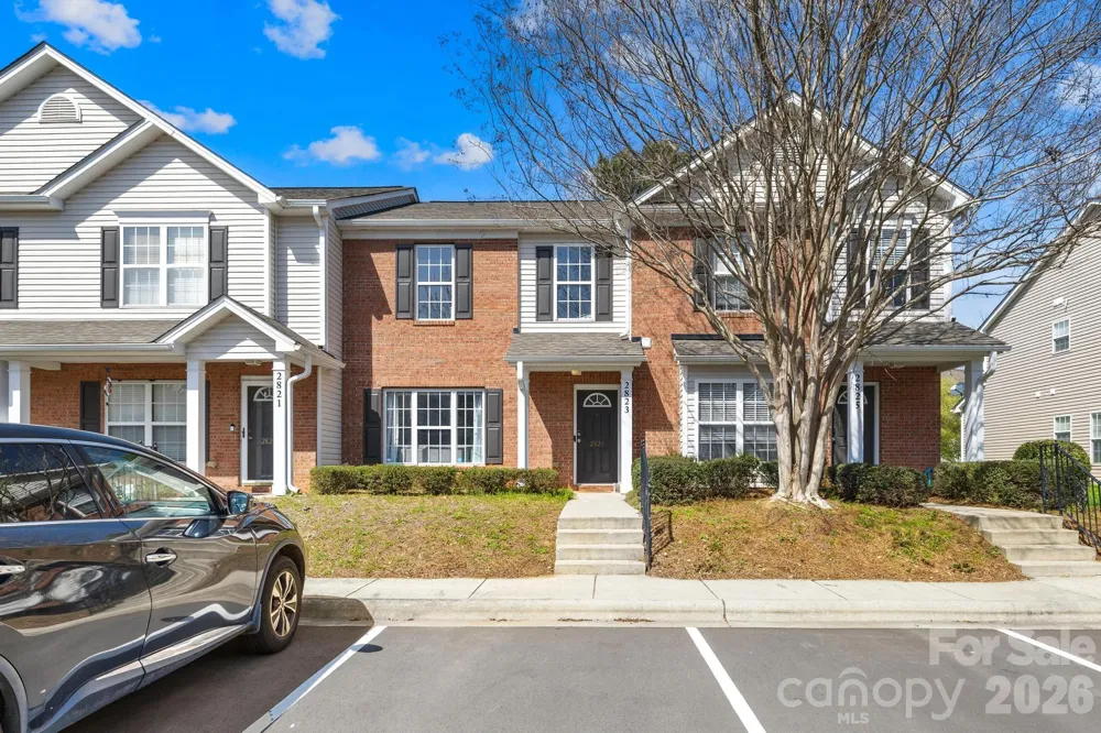 2823 Summergrove Court Matthews, NC 28105
