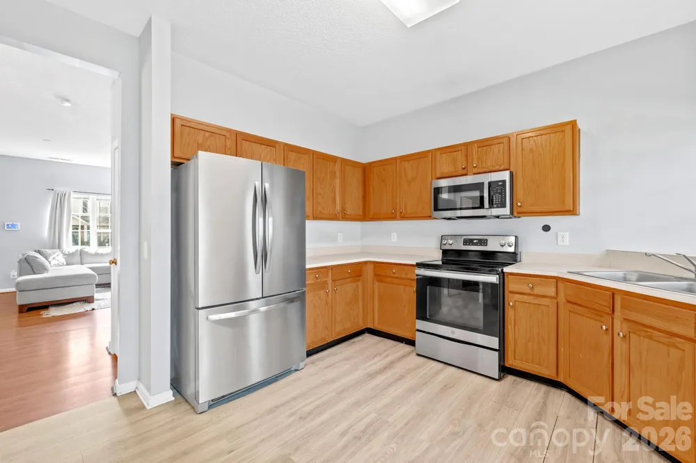 2823 Summergrove Court Matthews, NC 28105