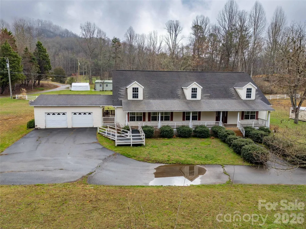 1564 Camp Creek Road Whittier, NC 28789