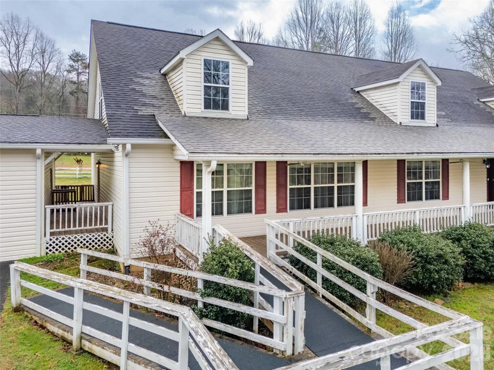 1564 Camp Creek Road Whittier, NC 28789