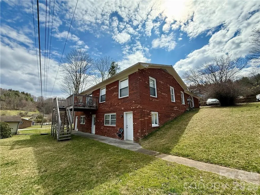 210 Howards Creek Road Boone, NC 28607