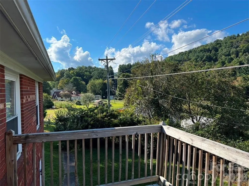 210 Howards Creek Road Boone, NC 28607