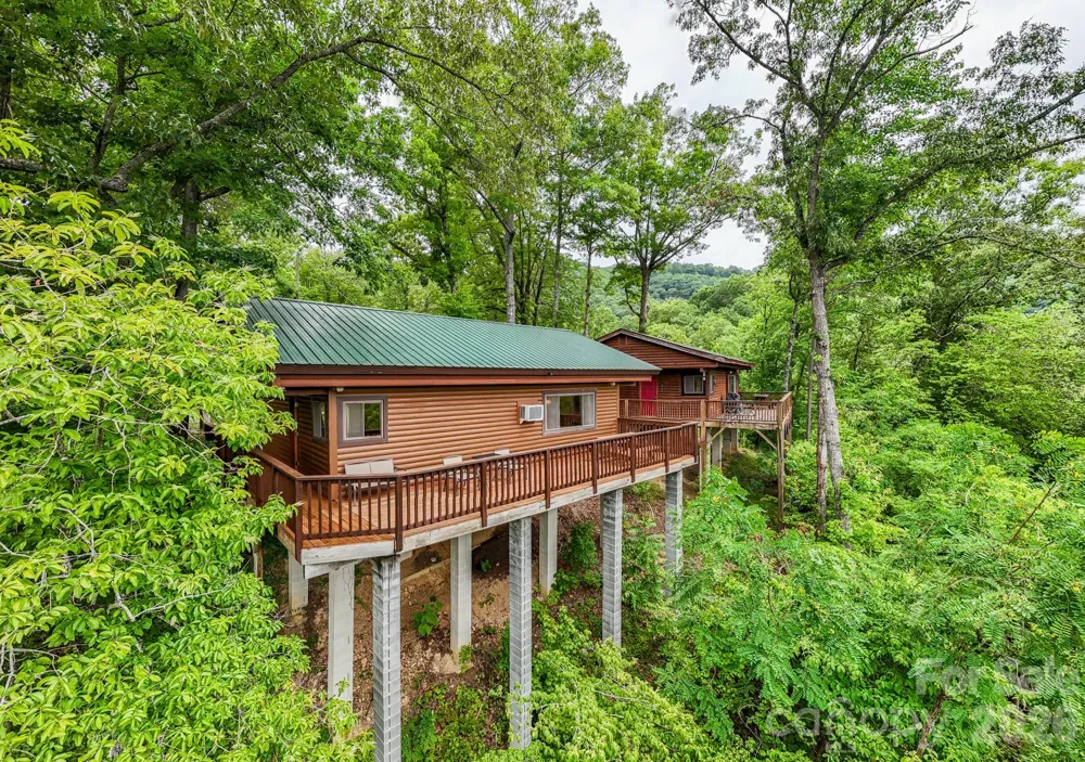 307 Blue Ridge Parkway Bryson City, NC 28713