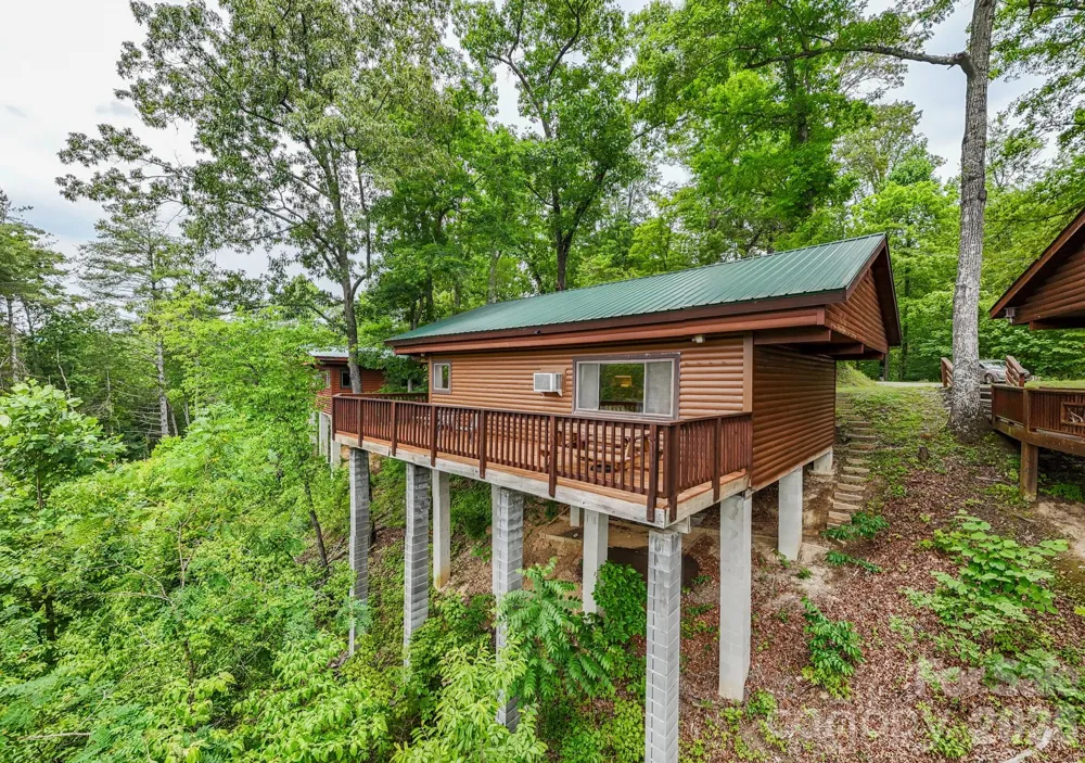 307 Blue Ridge Parkway Bryson City, NC 28713
