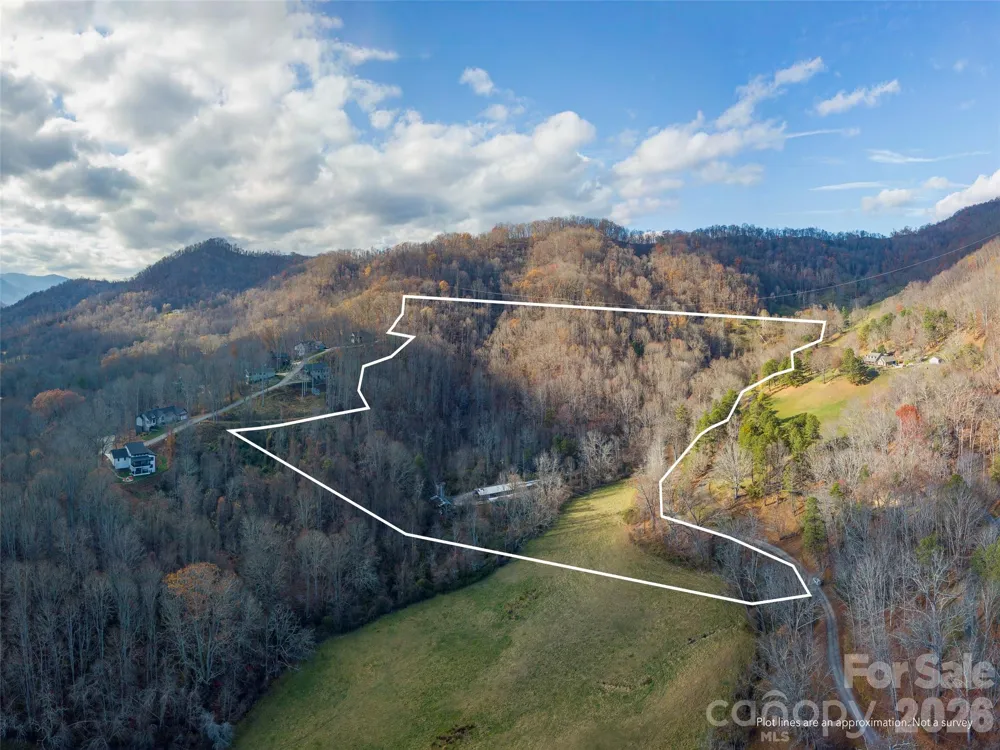 00 Queen Cove Road Waynesville, NC 28785