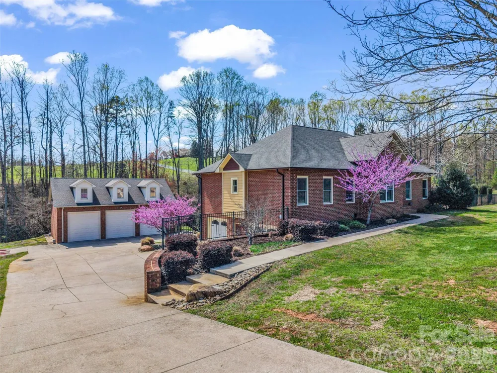 148 Fairway Drive Forest City, NC 28043