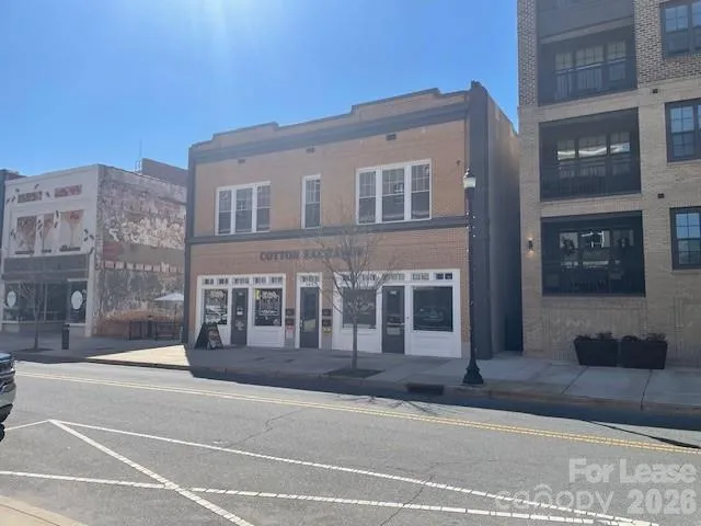 141 W main Avenue Gastonia, NC 28052