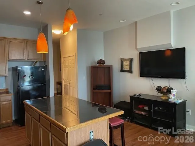 141 W main Avenue Gastonia, NC 28052