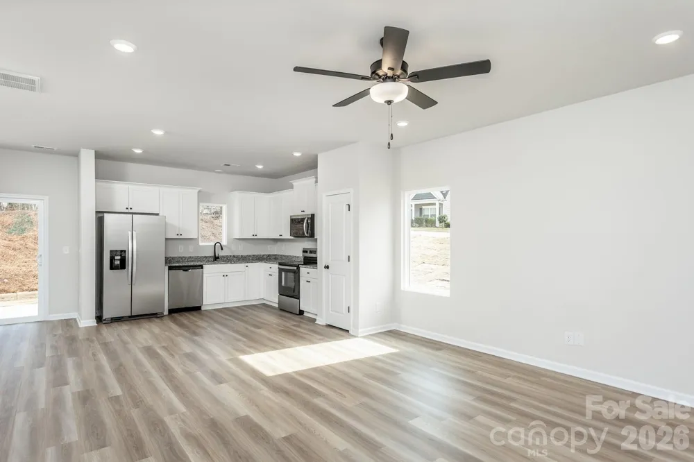 3417 Robindale Drive Winston Salem, NC 27127