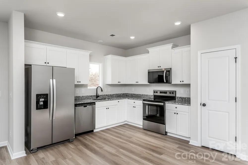 3417 Robindale Drive Winston Salem, NC 27127