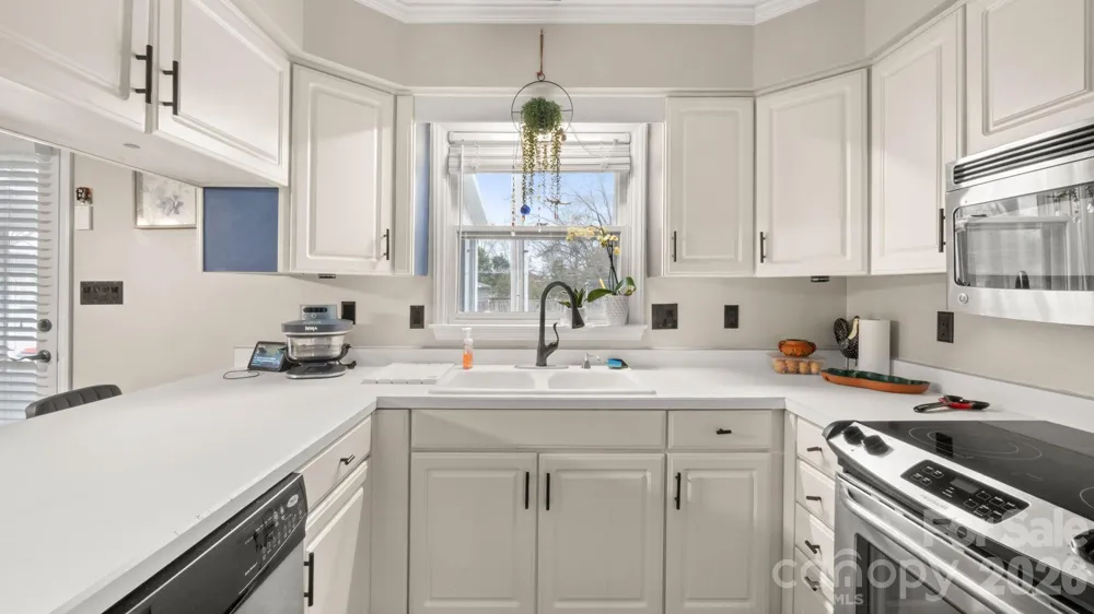 691 Carlton Drive Gastonia, NC 28054