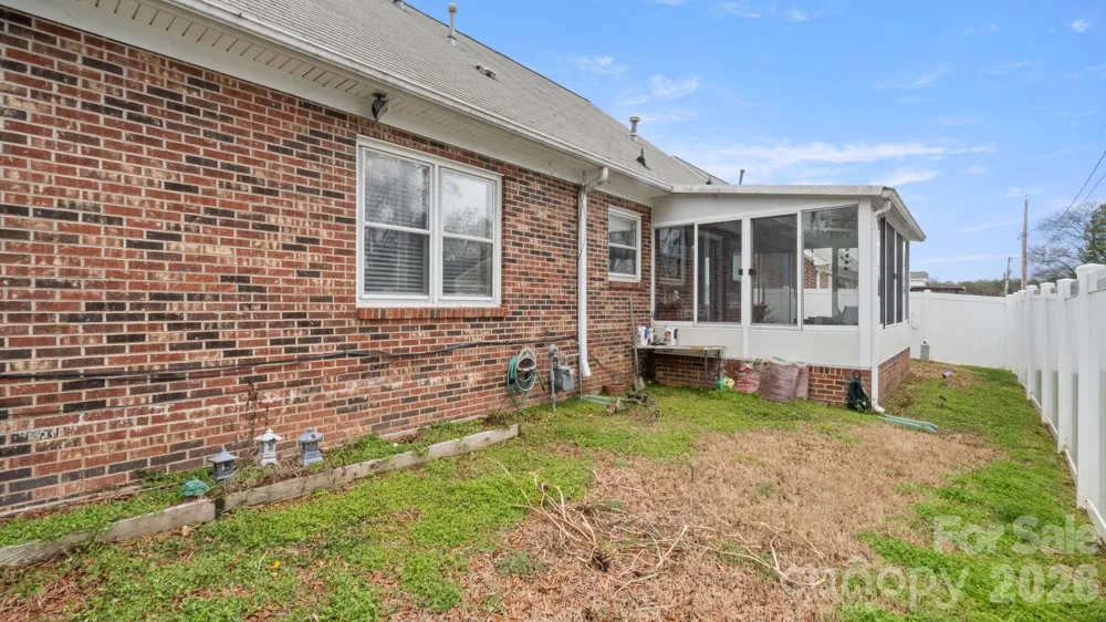 691 Carlton Drive Gastonia, NC 28054