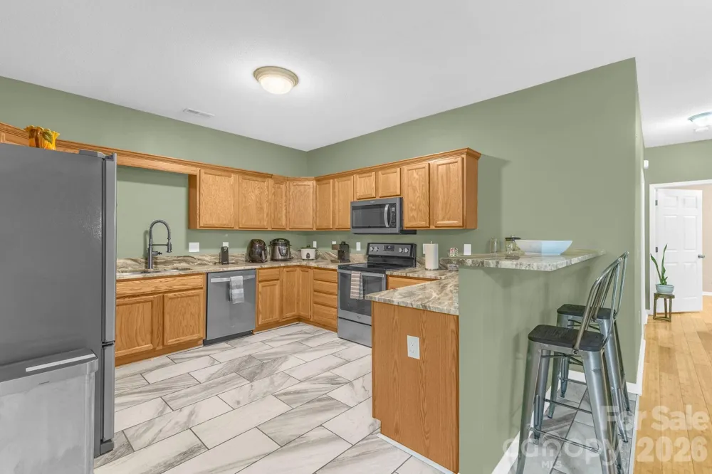 709 Villas Court Asheville, NC 28806