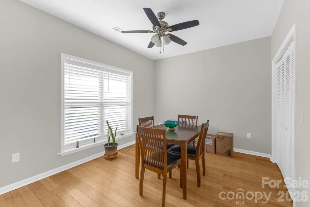 709 Villas Court Asheville, NC 28806