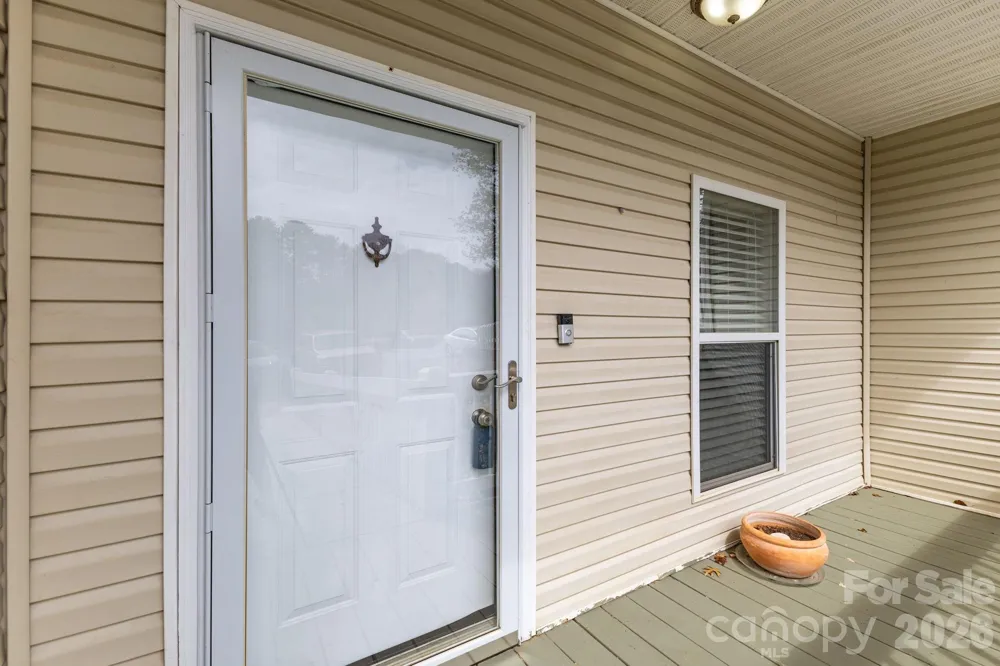 709 Villas Court Asheville, NC 28806