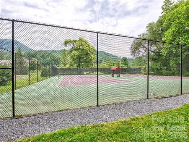 106 Sage Court Maggie Valley, NC 28716