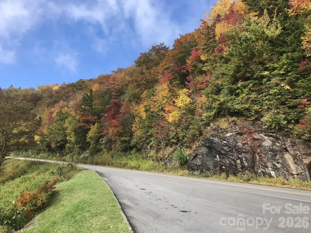 00 Winterstar Loop #17 Burnsville, NC 28714