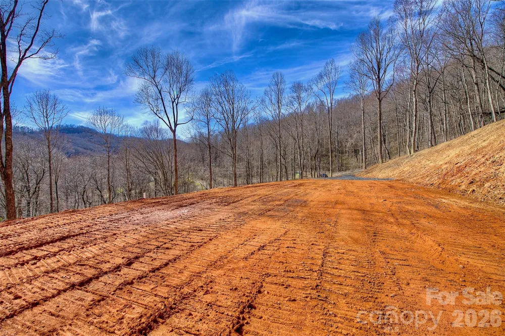000 Poplar Trail Spruce Pine, NC 28777
