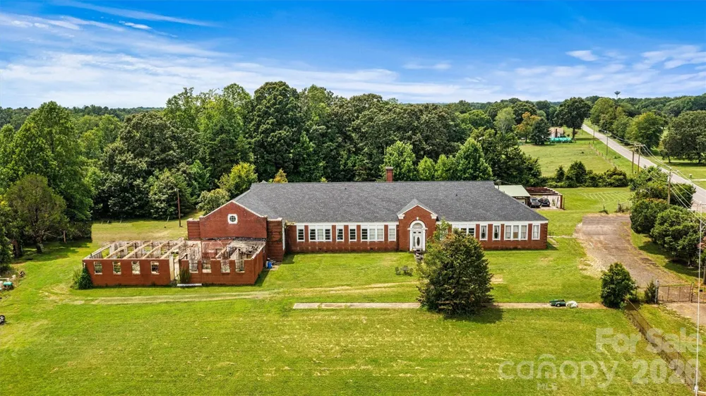 1318 Ostwalt Amity Road Cleveland, NC 27013