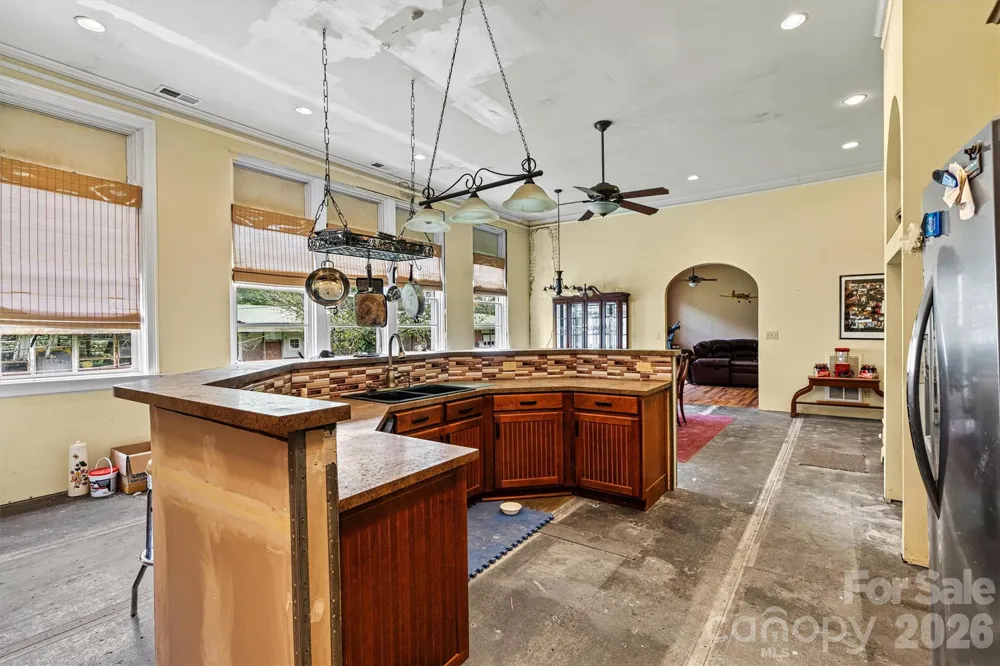1318 Ostwalt Amity Road Cleveland, NC 27013