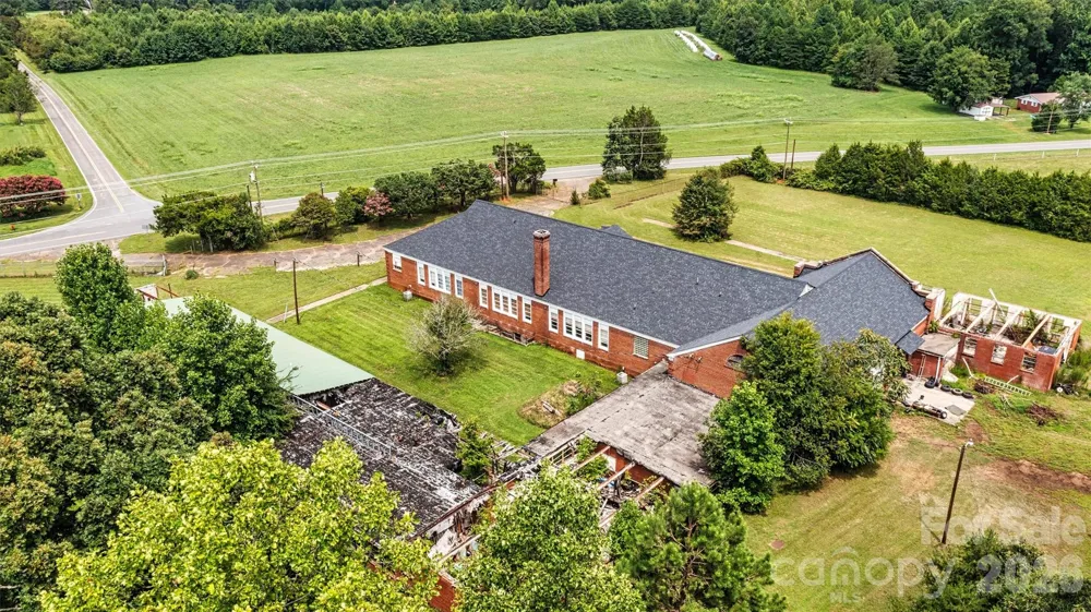 1318 Ostwalt Amity Road Cleveland, NC 27013