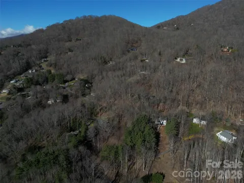 1165 Scenic Circle